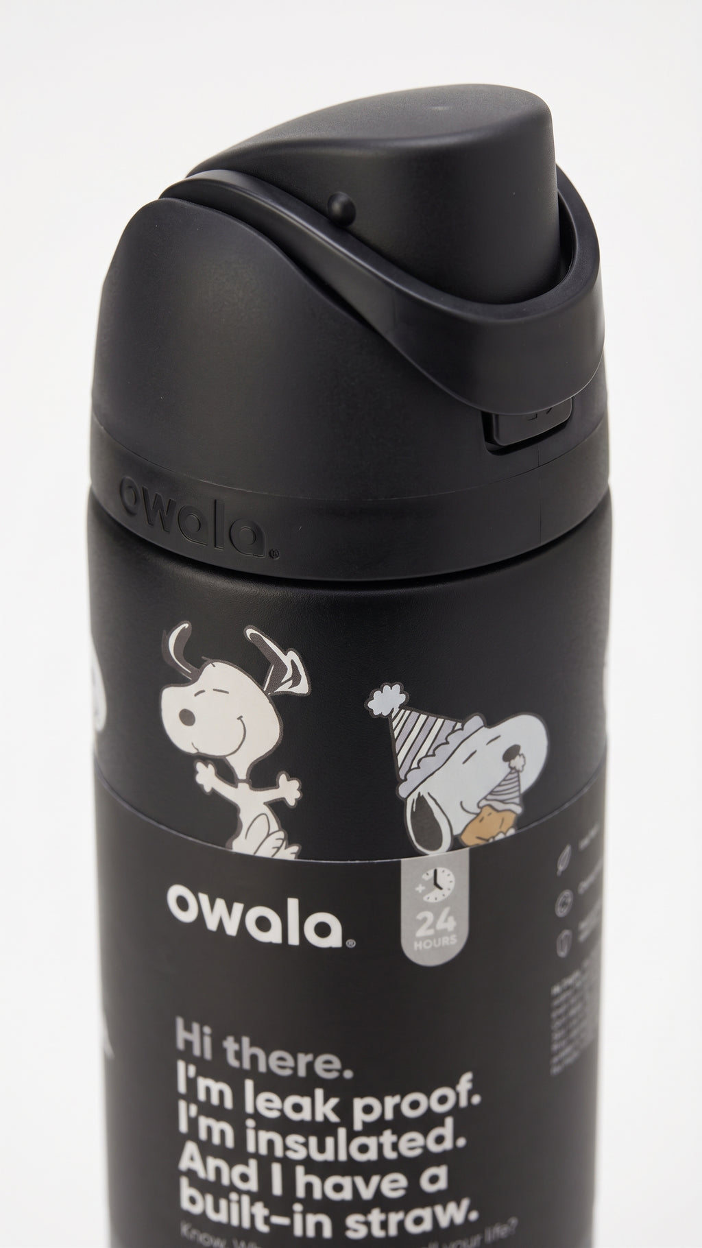 Owala Peanuts Snoopy Black Tumbler, close-up of lid