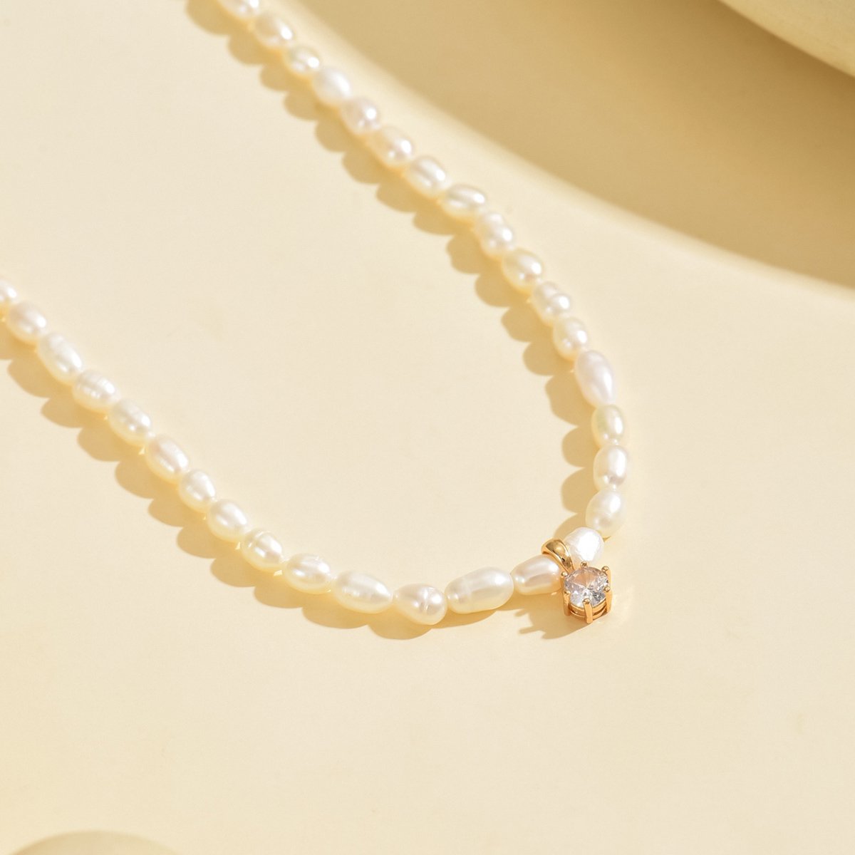 Elegant Freshwater Pearl Choker Necklace With Diamond Pendant -  Stylish And Feminine Jewelry For Young Women